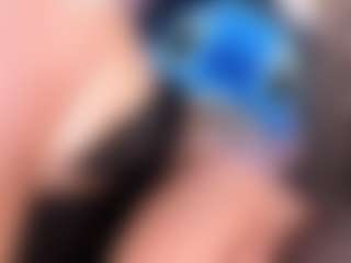 anthoneladoll's Live Sex Cam Show