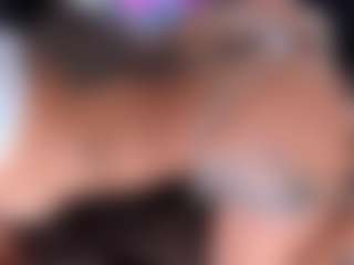 anthoneladoll's Live Sex Cam Show