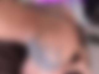 anthoneladoll's Live Sex Cam Show