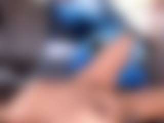 anthoneladoll's Live Sex Cam Show
