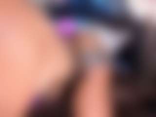 anthoneladoll's Live Sex Cam Show