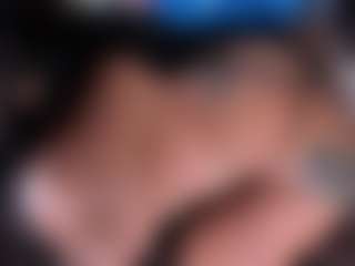 Live cam show with anthoneladoll - Wet on Camsoda