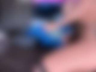 anthoneladoll's Live Sex Cam Show