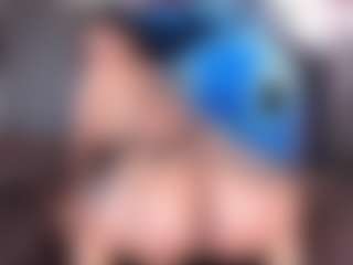 anthoneladoll's Live Sex Cam Show