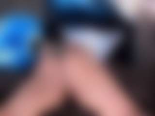 anthoneladoll's Live Sex Cam Show