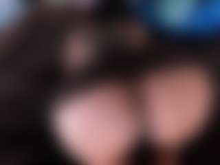 anthoneladoll's Live Sex Cam Show