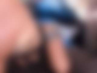 Live cam show with anthoneladoll - Squirt on Camsoda