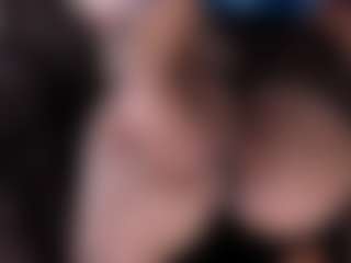 Live cam show with anthoneladoll - Foot Fetish on livesuperchat.net