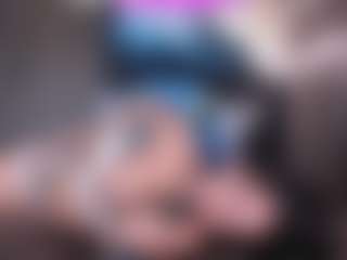 anthoneladoll's Live Sex Cam Show