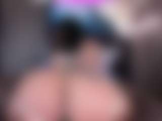 anthoneladoll's Live Sex Cam Show