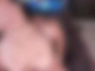 anthoneladoll's Live Sex Cam Show