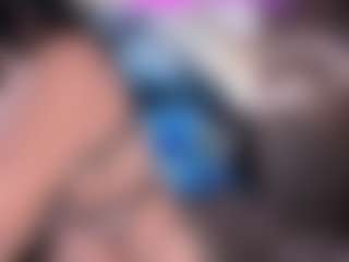 anthoneladoll's Live Sex Cam Show