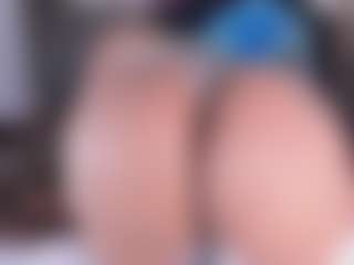 Live cam show with anthoneladoll - HD Brown Hair on Camsoda