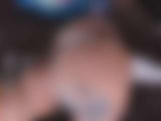 anthoneladoll's Live Sex Cam Show