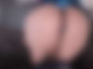 anthoneladoll's Live Sex Cam Show