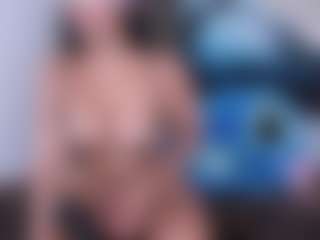 anthoneladoll's Live Sex Cam Show