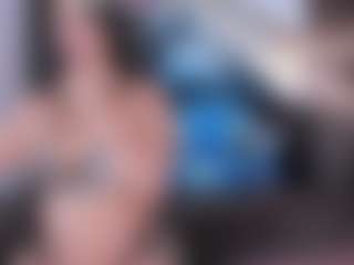 Live cam show with anthoneladoll - BBW on UwU Esports