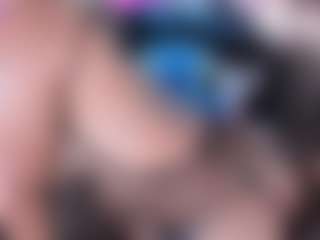 Live cam show with anthoneladoll - Foot Fetish Curvy on Milfs Live