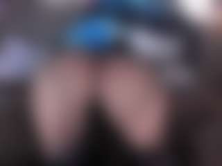 anthoneladoll's Live Sex Cam Show