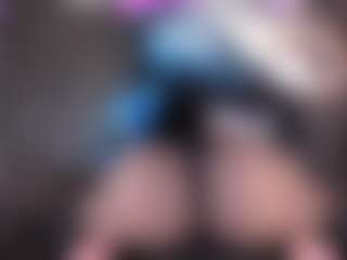 Live cam show with anthoneladoll - College Latina on Camsoda | colombia