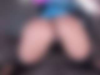 anthoneladoll's Live Sex Cam Show