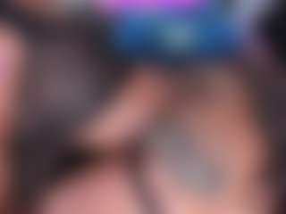 Live cam show with anthoneladoll - College Curvy on SinfulBabes