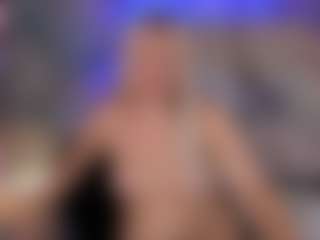 Live cam show with ameliwin - Suck on googirlz
