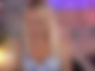 ameliwin MILF webcam performer live streaming