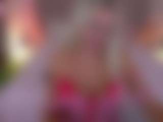 Live cam show with ameliwin - Suck on infinitiblacc.com