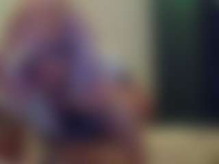 hotarea339's Live Sex Cam Show