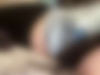 Live cam show with Mistress Venus - Solo on SquirtSoMuch