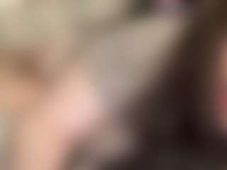 Live cam show with Mistress Venus - Ass Bouncing on Soda Cam