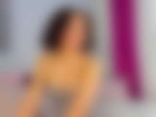 Live cam show with mollyybloom - Hairy Pussy on Latina Girls