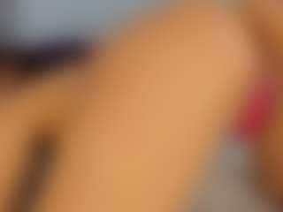 Live cam show with mollyybloom - Shaved on CamSodaAdn