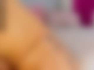 mollyybloom's Live Sex Cam Show