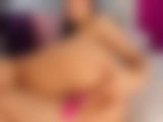 Live cam show with mollyybloom - Tattoos on StripNow