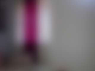 Live cam show with mollyybloom - Shaved on Pornisteam.com