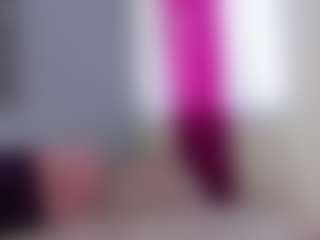 mollyybloom's Live Sex Cam Show