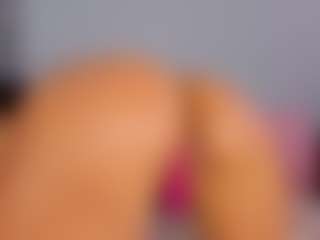 mollyybloom's Live Sex Cam Show