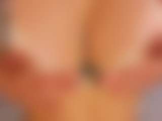 Live cam show with mollyybloom - Sexwebcam on CamSodaAdn