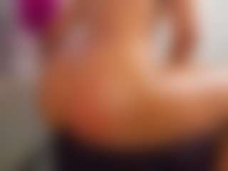 mollyybloom's Live Sex Cam Show