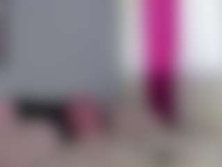 Live cam show with mollyybloom - Lovense Brown Hair on Camsoda