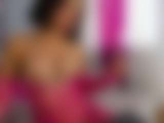 Live cam show with mollyybloom - College Latina on CamwithHer | colombia