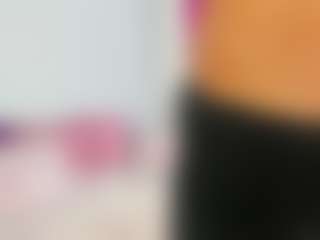 Live cam show with mollyybloom - Anal on Camsoda