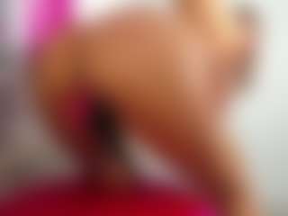 mollyybloom's Live Sex Cam Show