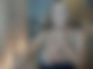 Live cam show with Rach - Body Massage on Fapmatic.com
