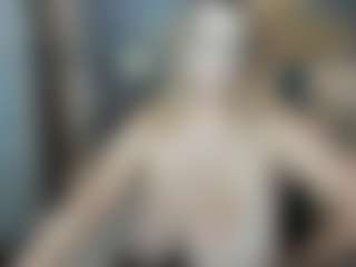 Live cam show with Rach - Body Massage on Hubzter Live