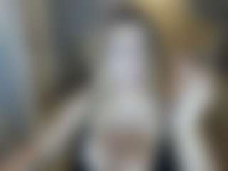 Live cam show with Rach - Blonde Hair Curvy on Camsoda