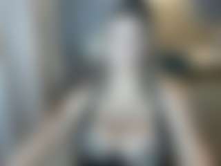 Live cam show with Rach - Body Massage on Uber Horny