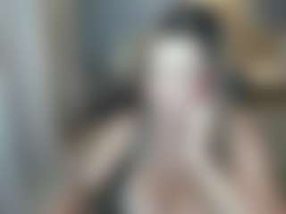 Rach MILF webcam performer live streaming